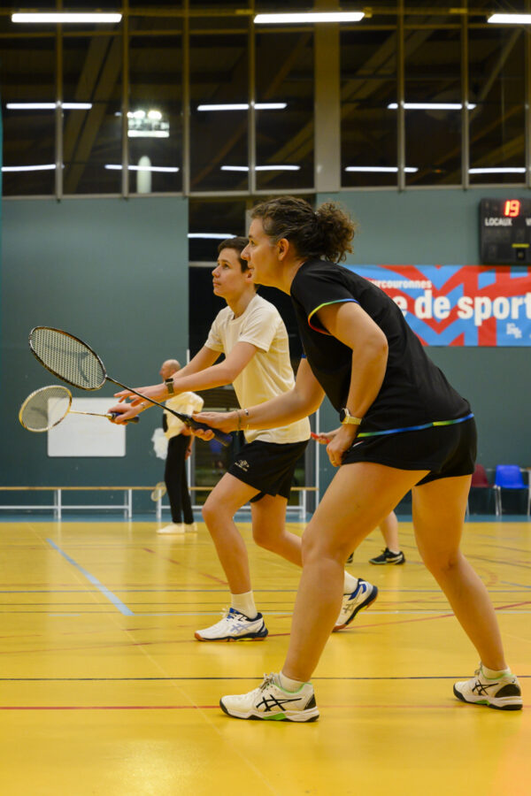 Badminton enfants et adultes loisir et compétition -Club Omnisports Courcouronnes COC Evry