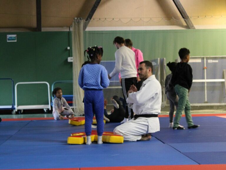 COCKTAIL VACANCES SPORTIF enfant et adulte - Club Omnisports Courcouronnes COC