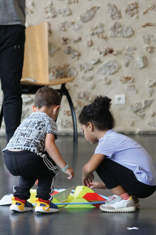 Eveil sportif multisports motricité pour garçons filles enfants - Club Omnisports Courcouronnes COC Evry