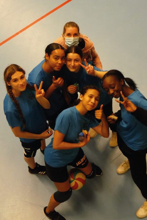 Volley ball enfant et adulte - Club Omnisports Courcouronnes COC